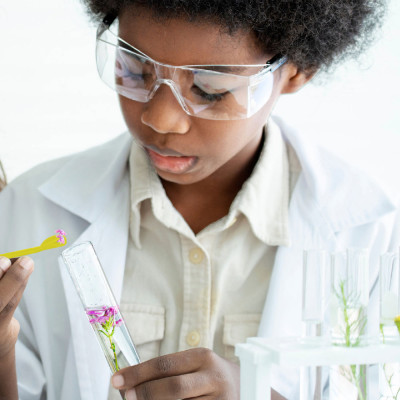 Perfume & Soap Factory Kit I. Jogo didático para crianças